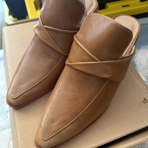 Kaanas Tan Leather Men's Slip-On Loafers